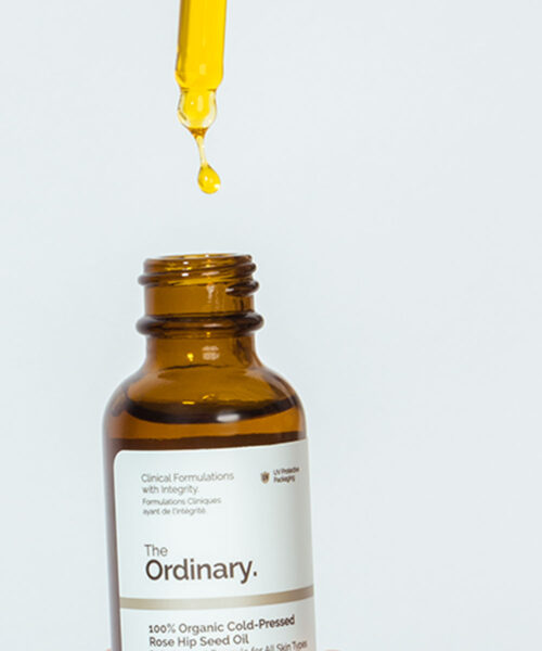 The Ordinary 100% Organic Cold-Pressed Rose Hip Seed Oil Application